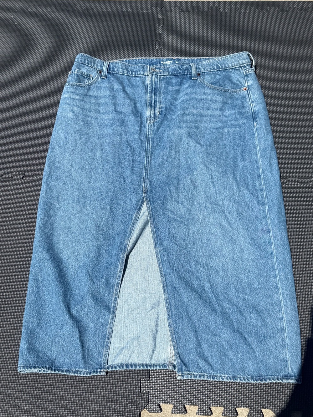 Old Navy Light Blue Drapey Denim Skirt
